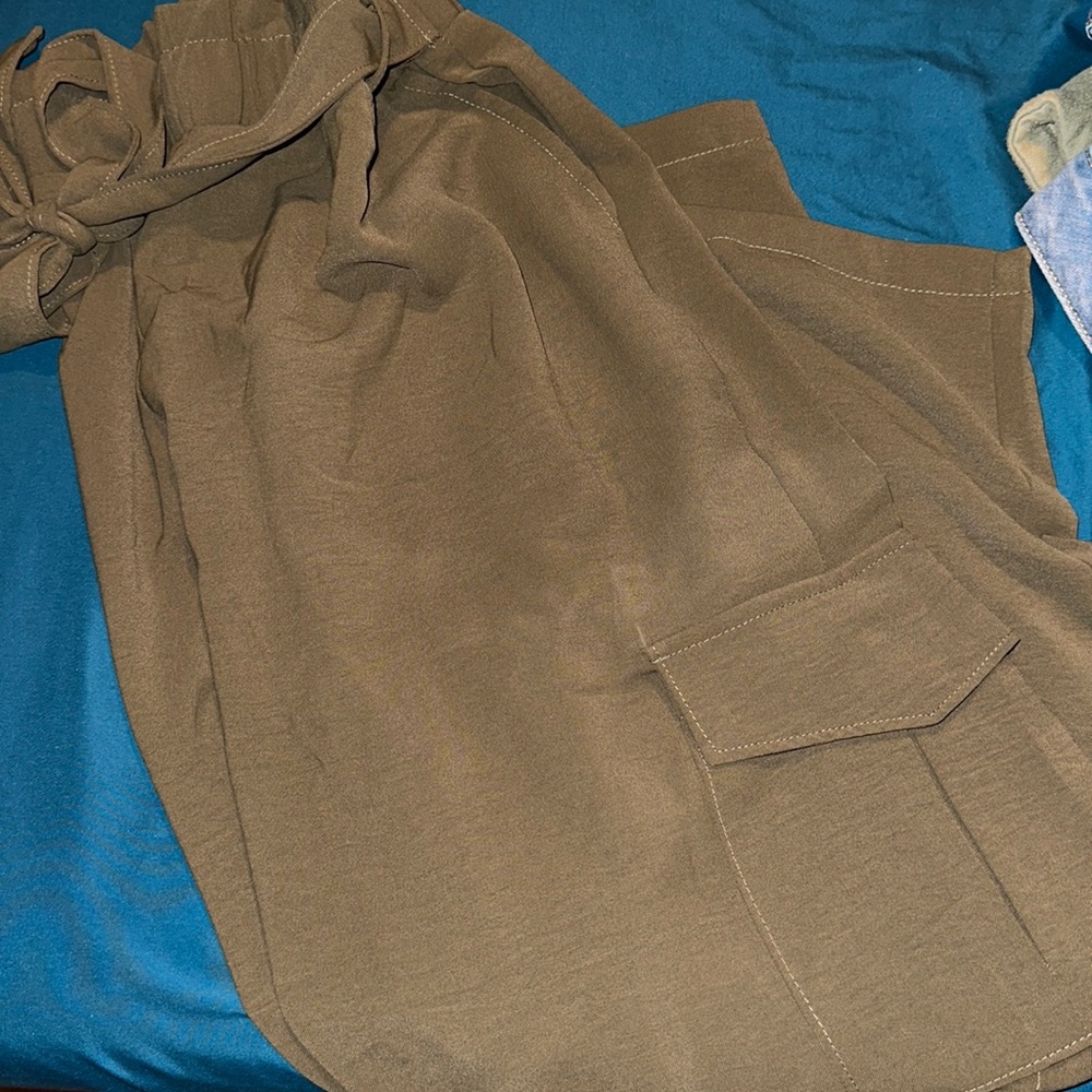 NWT paper bag pants from versona